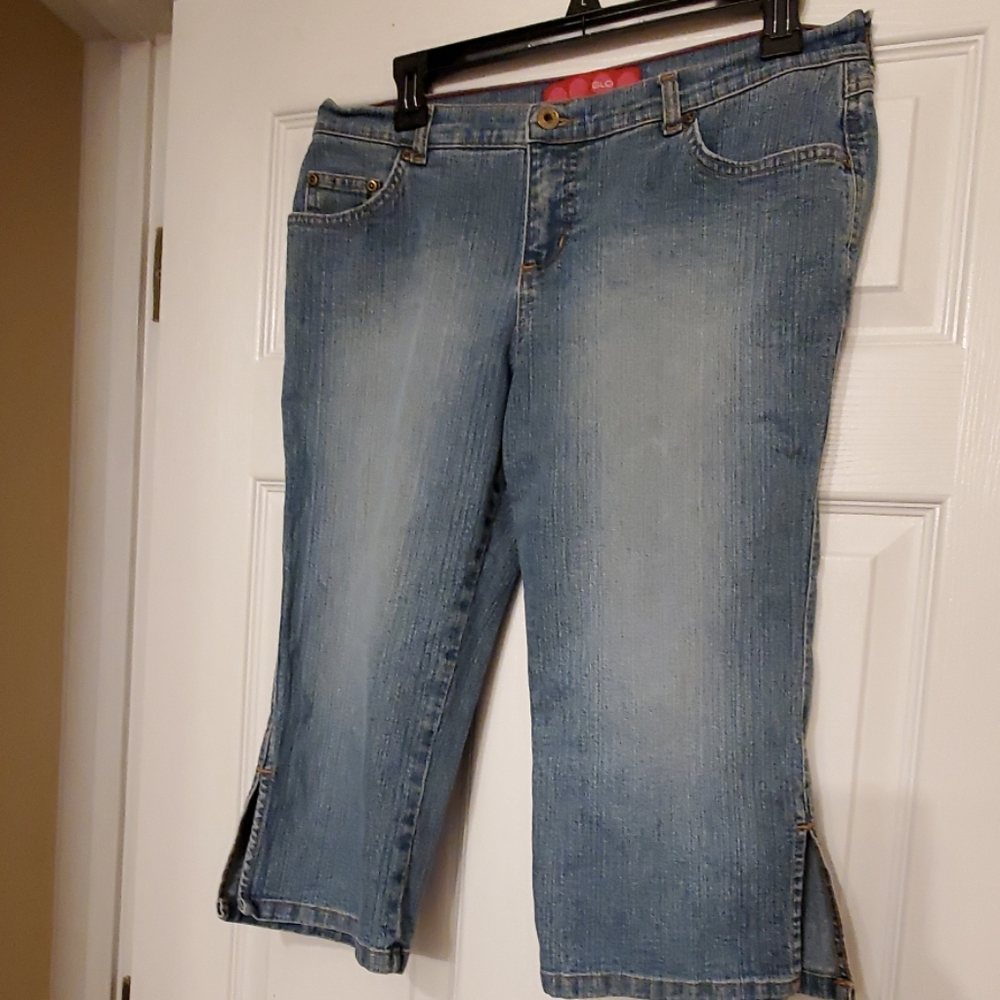 Glo Jean Capris